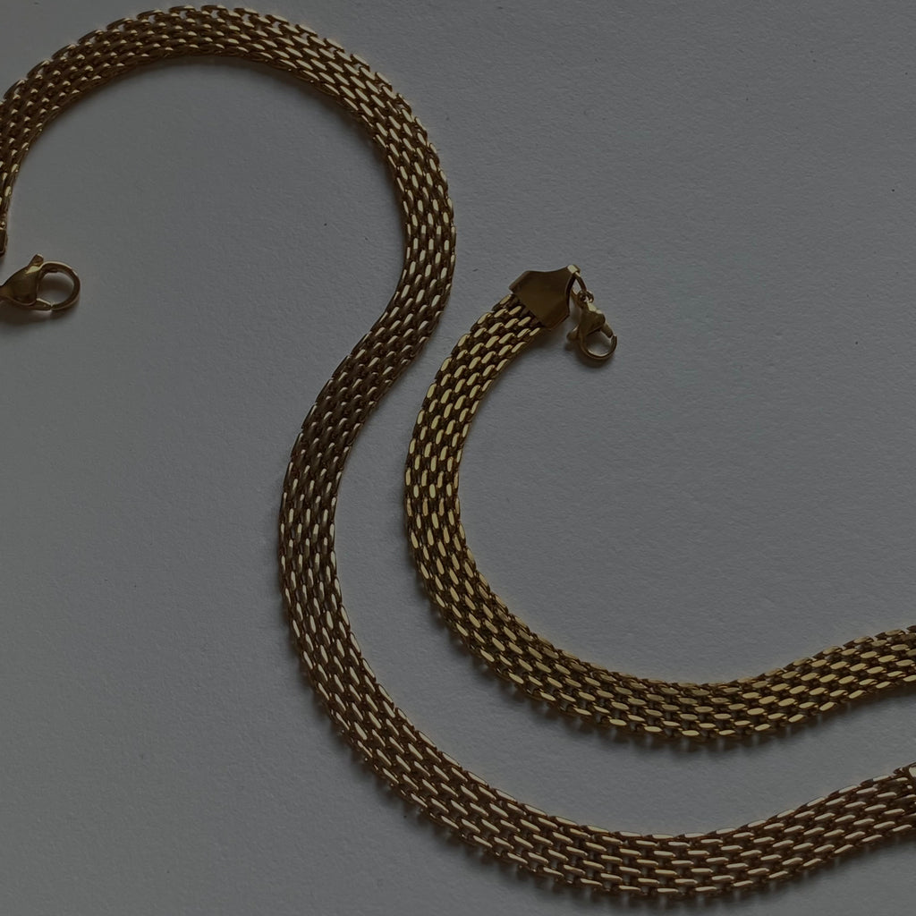 Luxurious gold necklace designed to be a statement piece